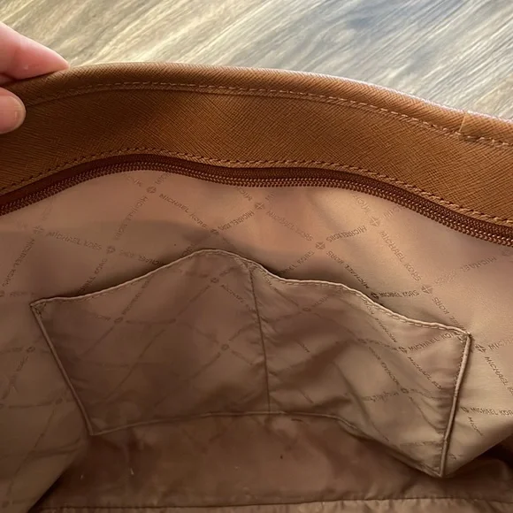 Michael Kors Tote- Fits laptop and much more! - Picture 5 of 8